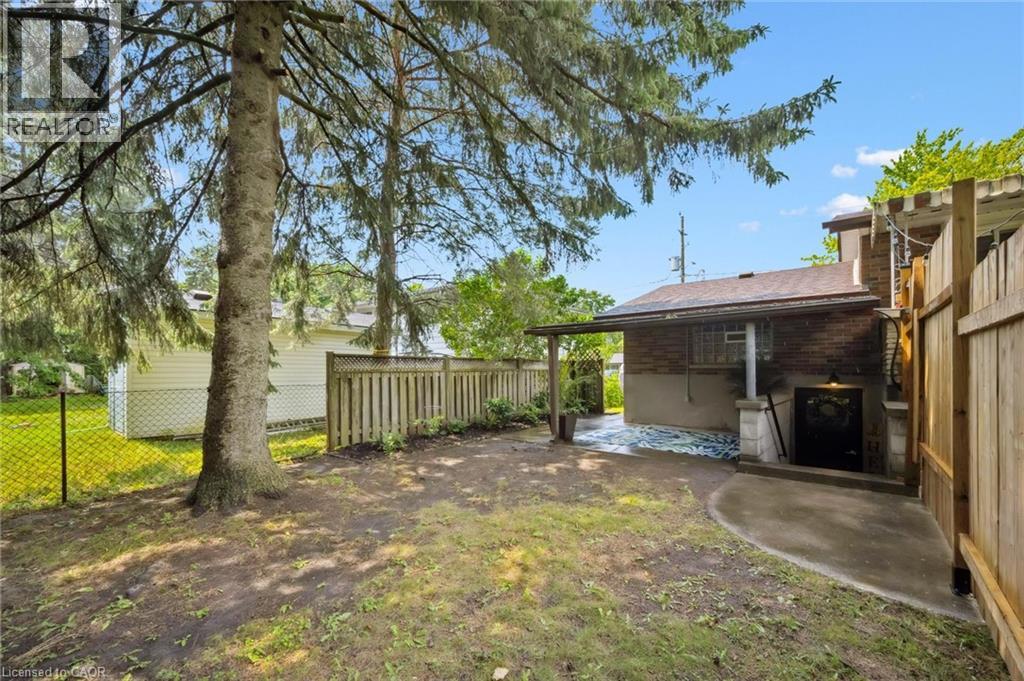 54 Schweitzer Street Unit# B, Kitchener, Ontario  N2K 1B4 - Photo 38 - 40857697