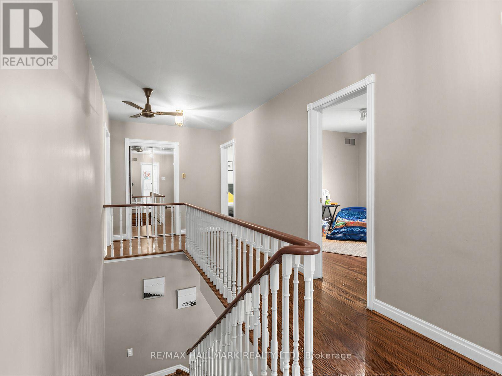 30 Medalist Road, Toronto, Ontario  M2P 1Y5 - Photo 15 - C13708282