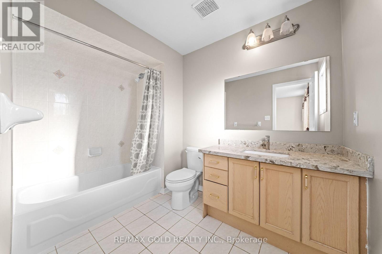 24 Alberta Terrace, Brampton, Ontario  L6R 2H8 - Photo 11 - W13732146