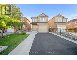 24 ALBERTA TERRACE, Brampton, Ontario
