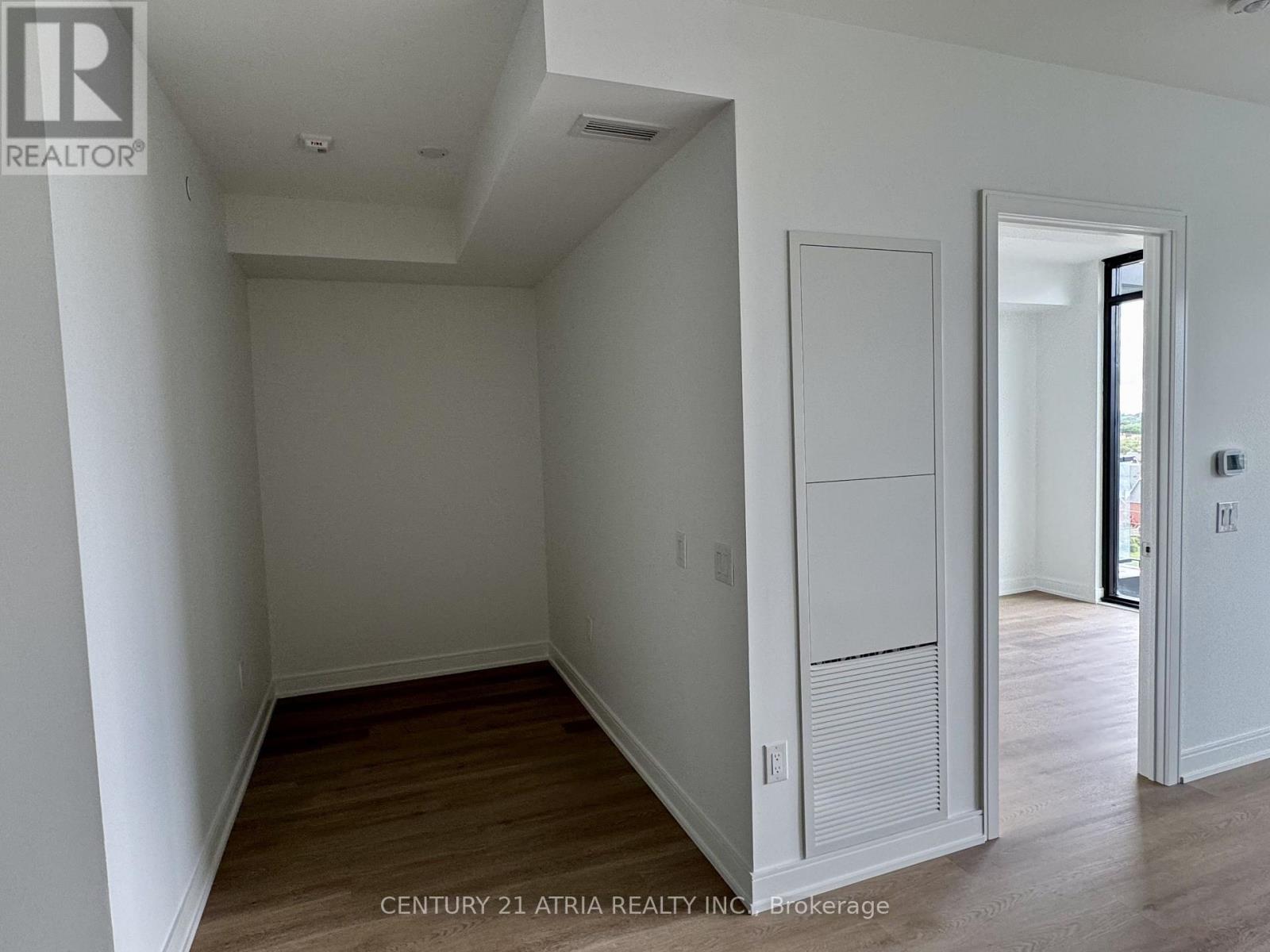 920 - 3009 Novar Road W, Mississauga, Ontario  L5B 1H7 - Photo 5 - W13732148