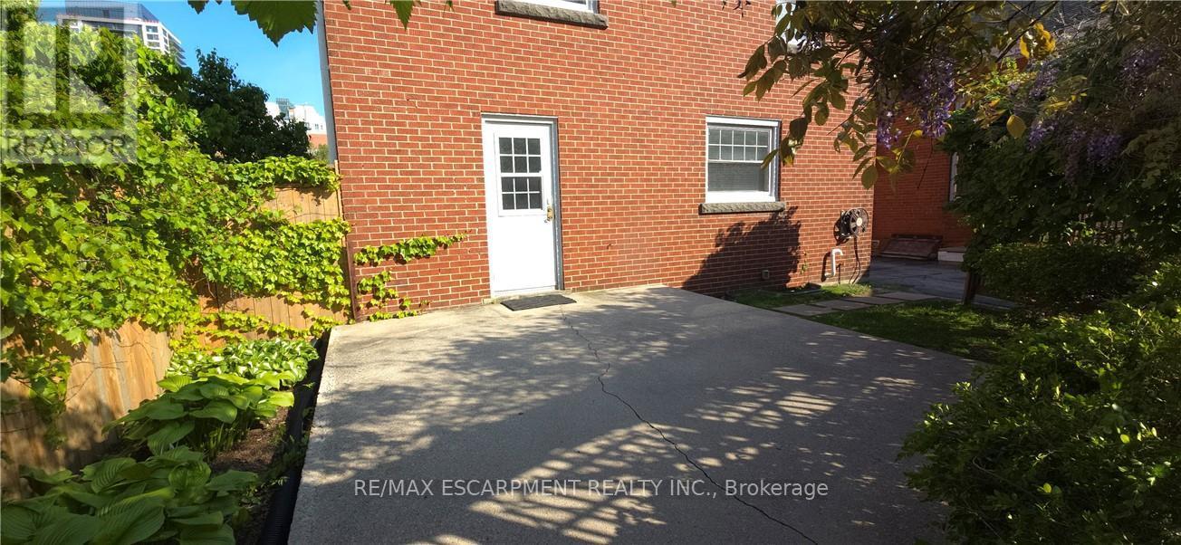 2047 James Street, Burlington, Ontario  L7R 1H4 - Photo 22 - W13732156
