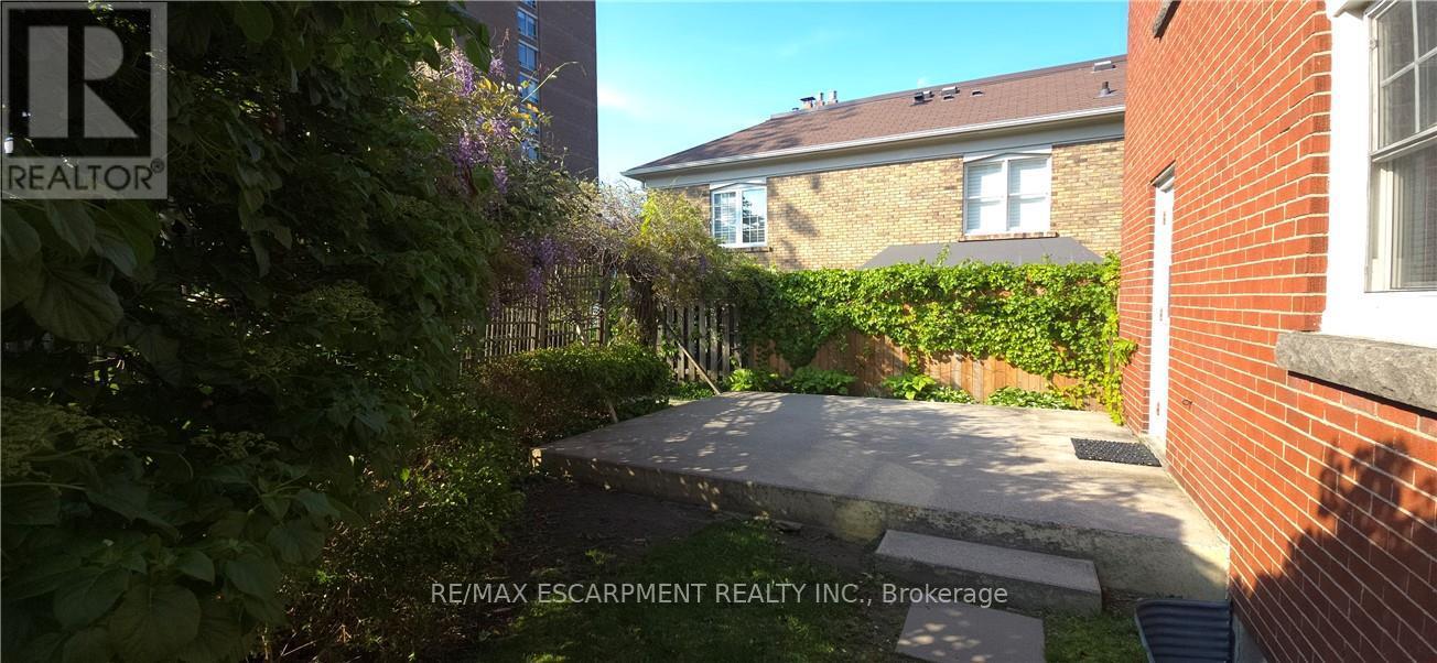 2047 James Street, Burlington, Ontario  L7R 1H4 - Photo 23 - W13732156