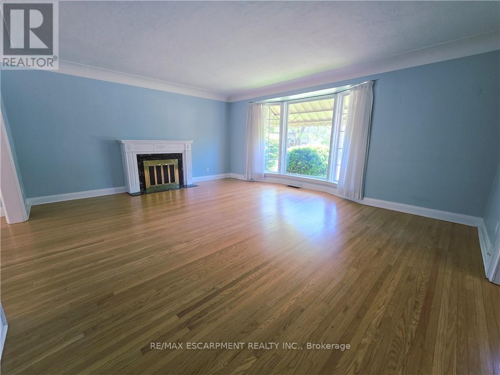 2047 James Street, Burlington, Ontario  L7R 1H4 - Photo 9 - W13732156