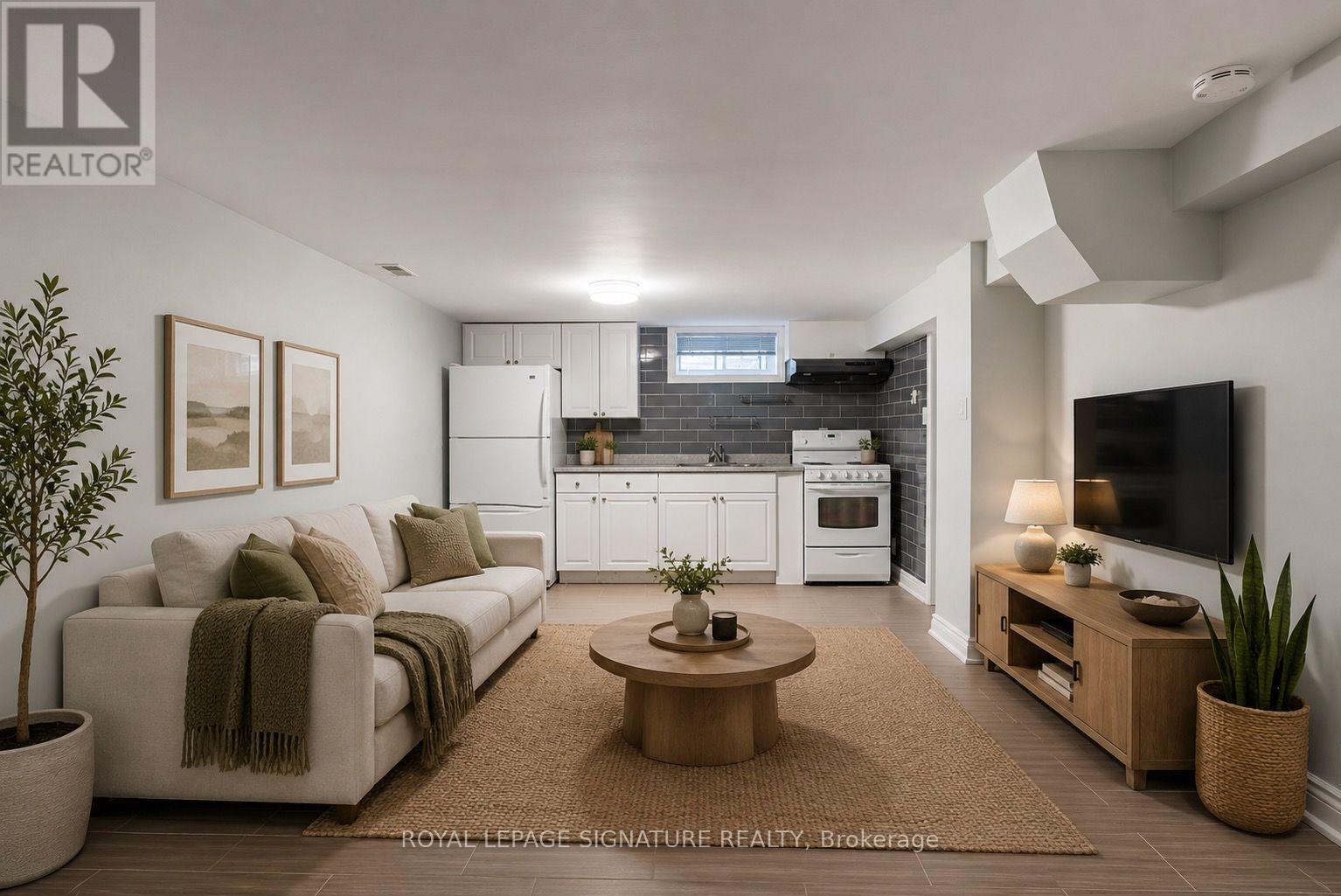 Lower - 112 Foch Avenue, Toronto, Ontario  M8W 3Y1 - Photo 1 - W13732162