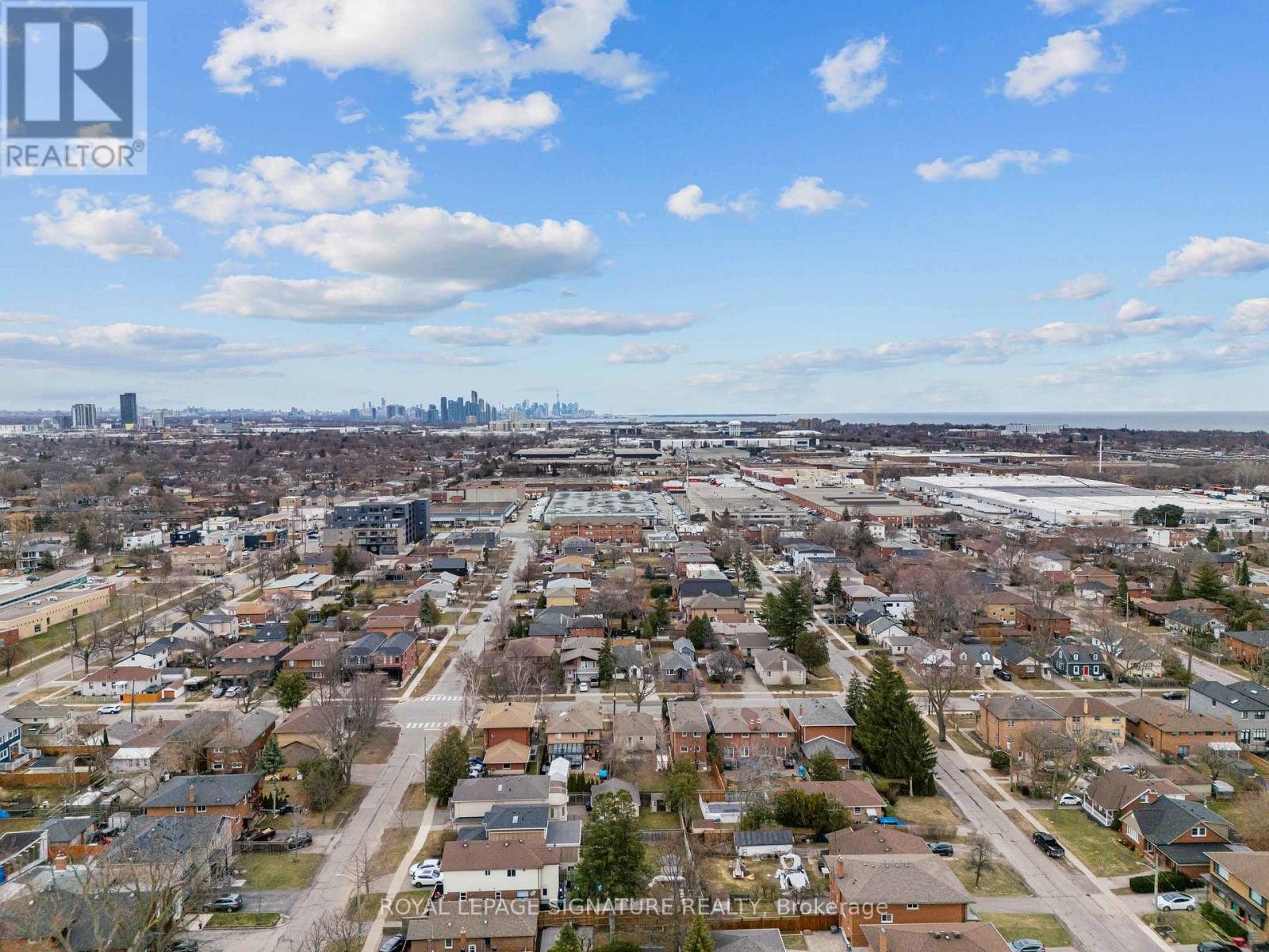 Lower - 112 Foch Avenue, Toronto, Ontario  M8W 3Y1 - Photo 15 - W13732162
