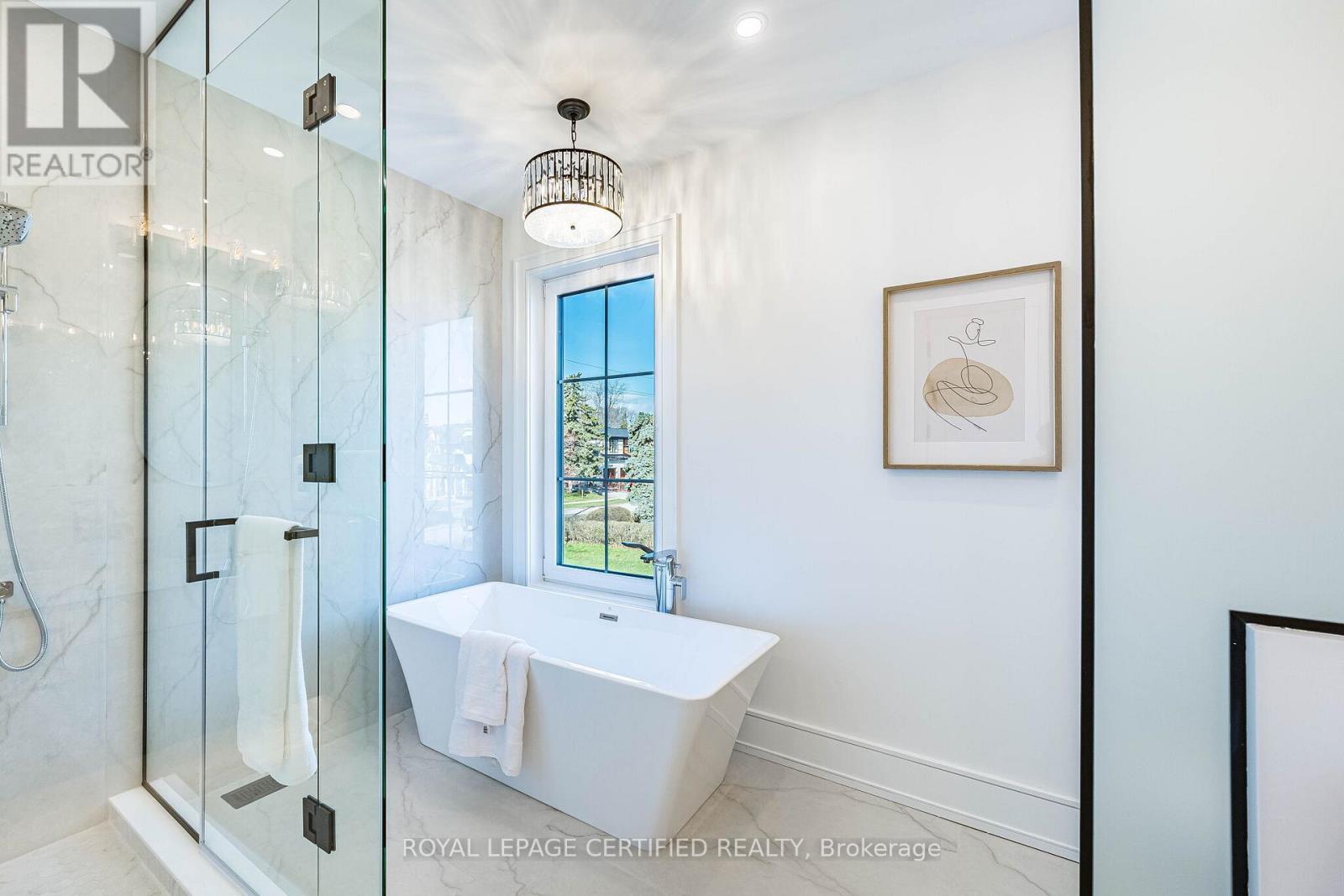 1404 Waverly Avenue Sw, Oakville, Ontario  L6L 2S3 - Photo 30 - W13732172
