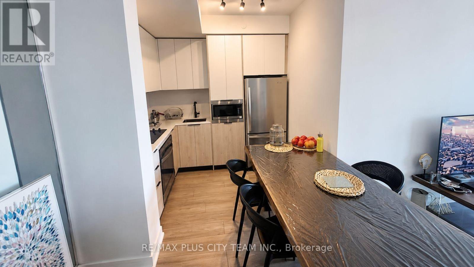 302 - 1007 The Queensway, Toronto, Ontario  M8Z 0C6 - Photo 6 - W13732190