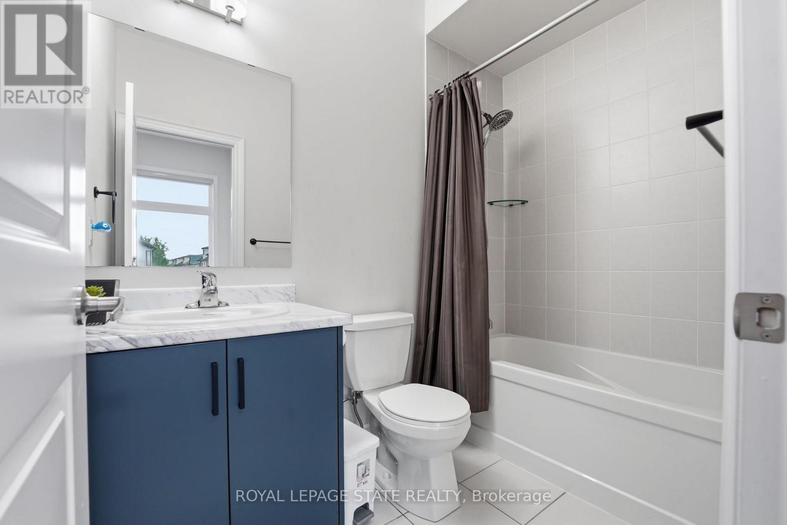 Upper - 1192 Stag Hollow, Oakville, Ontario  L6M 5M4 - Photo 22 - W13732250