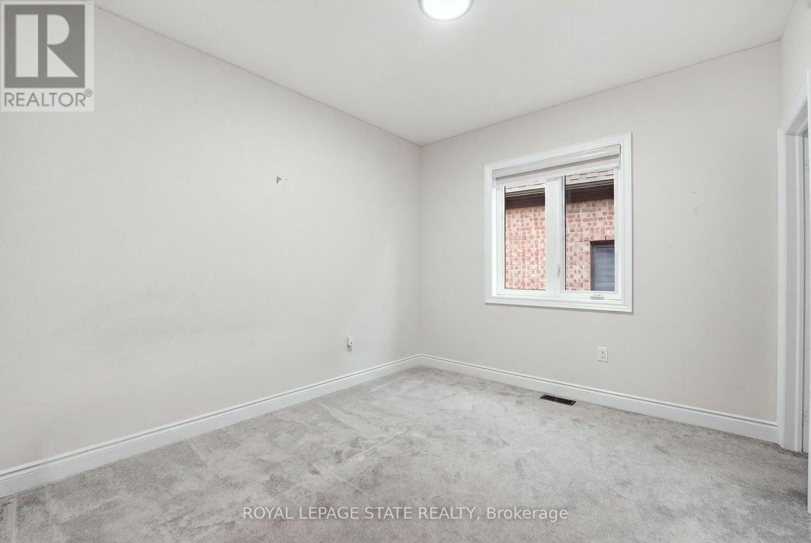 Upper - 1192 Stag Hollow, Oakville, Ontario  L6M 5M4 - Photo 25 - W13732250