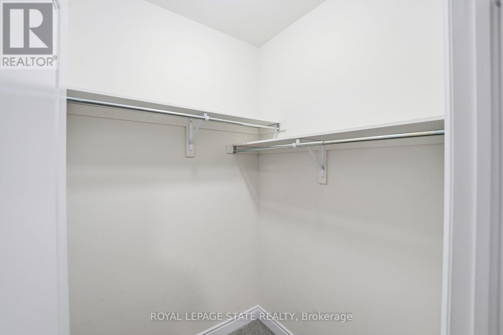 Upper - 1192 Stag Hollow, Oakville, Ontario  L6M 5M4 - Photo 31 - W13732250
