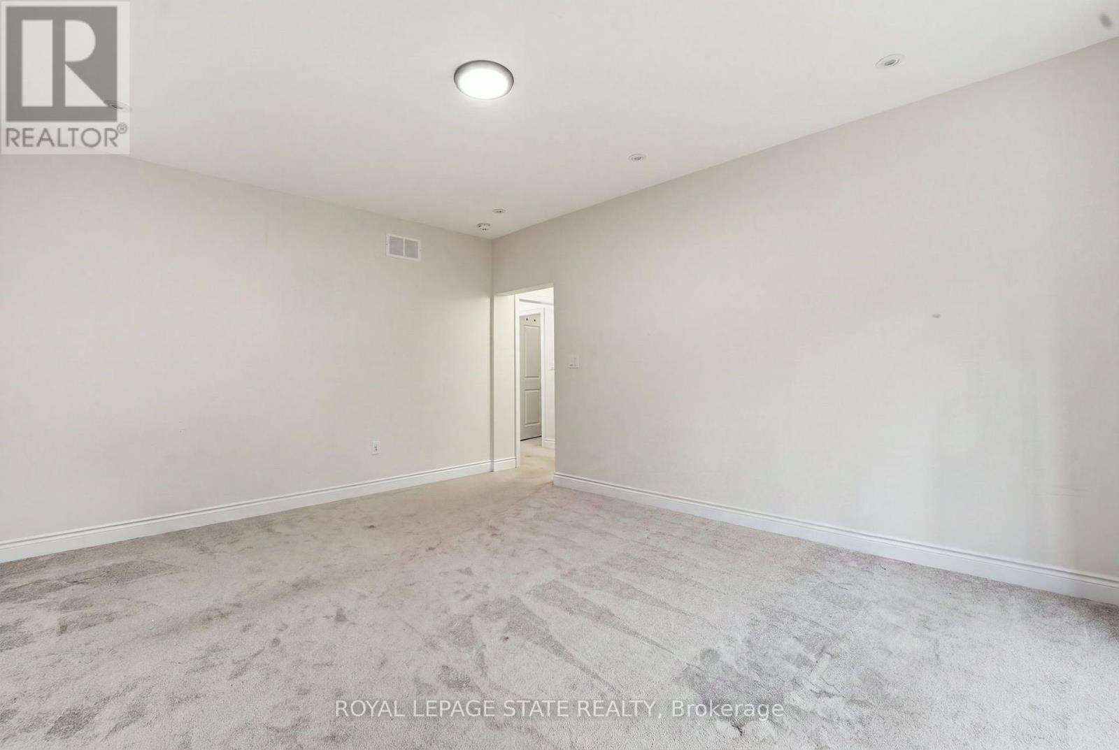 Upper - 1192 Stag Hollow, Oakville, Ontario  L6M 5M4 - Photo 33 - W13732250