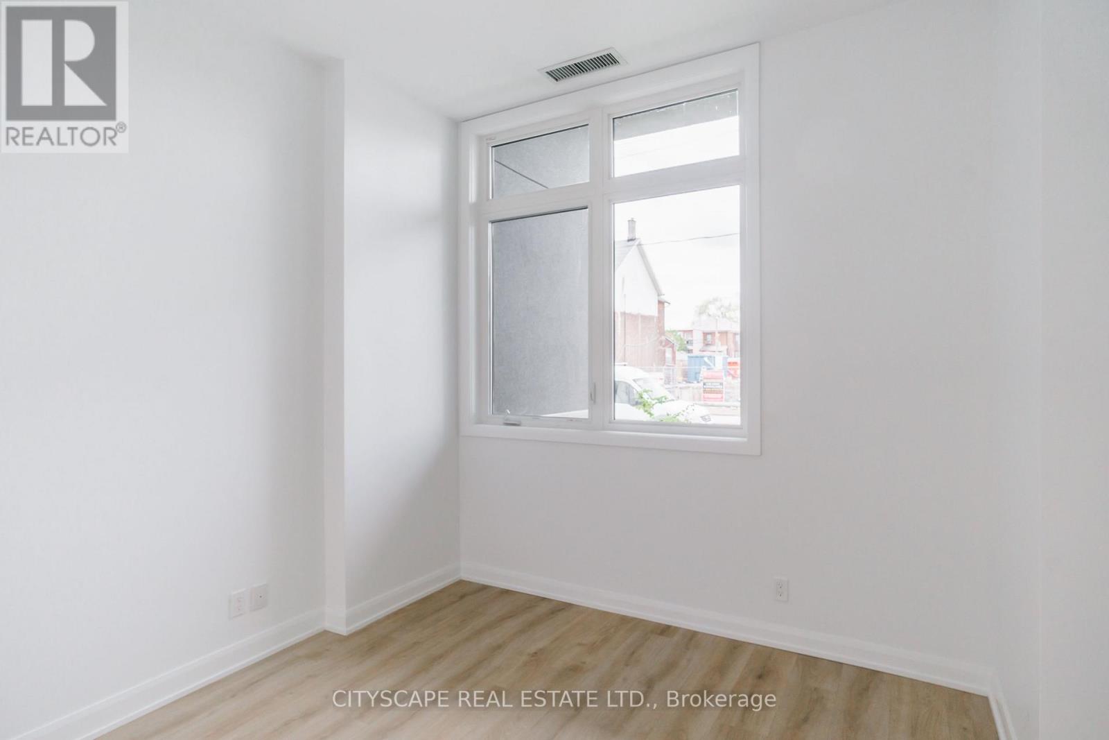 102 - 385 Osler Street, Toronto, Ontario  M6N 0B2 - Photo 10 - W13732302
