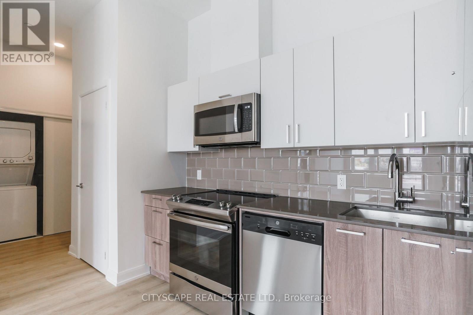 102 - 385 Osler Street, Toronto, Ontario  M6N 0B2 - Photo 13 - W13732302