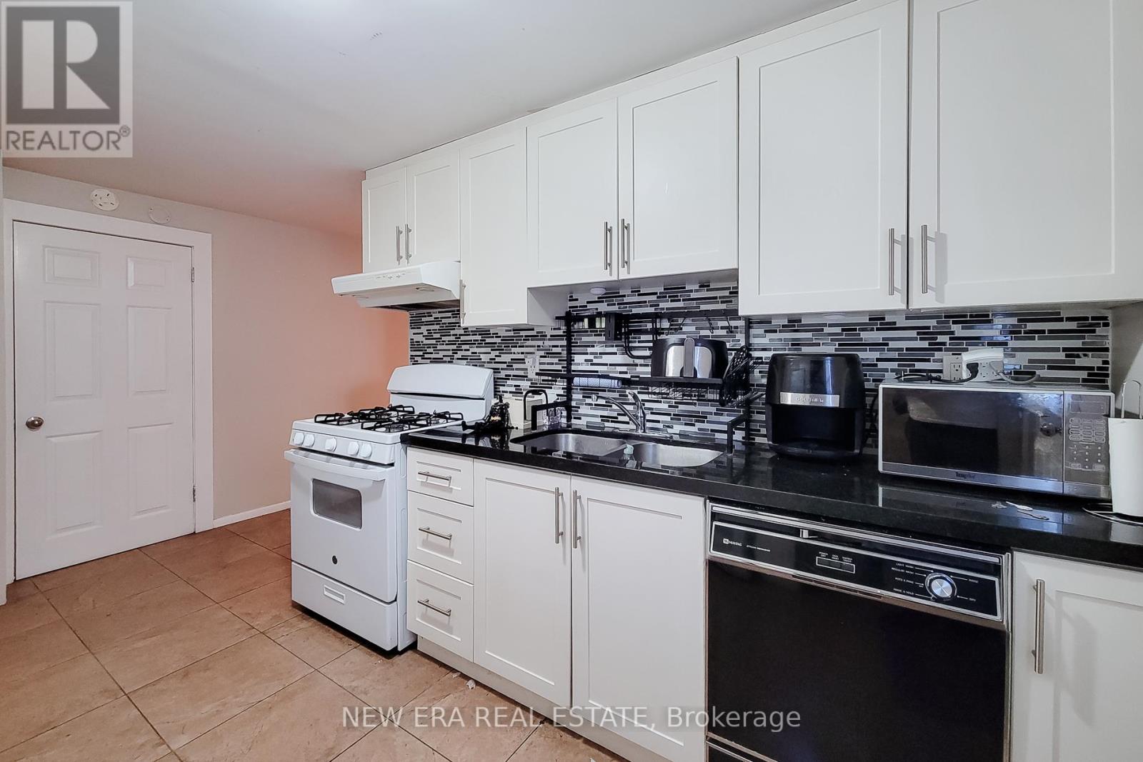 1 Vera Court, Hamilton, Ontario  L8K 4G7 - Photo 29 - X13732204