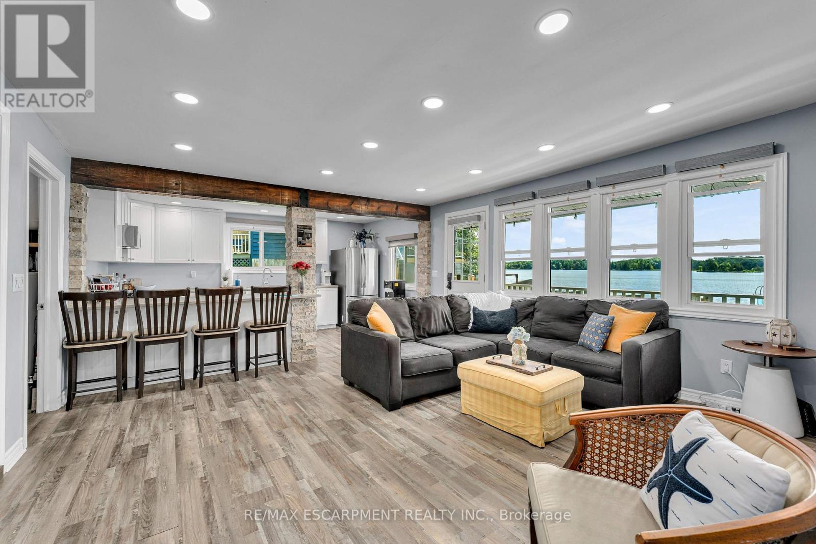 805 Cartwrights Lane, Leeds And The Thousand Islands, Ontario  K0H 2N0 - Photo 4 - X13732206