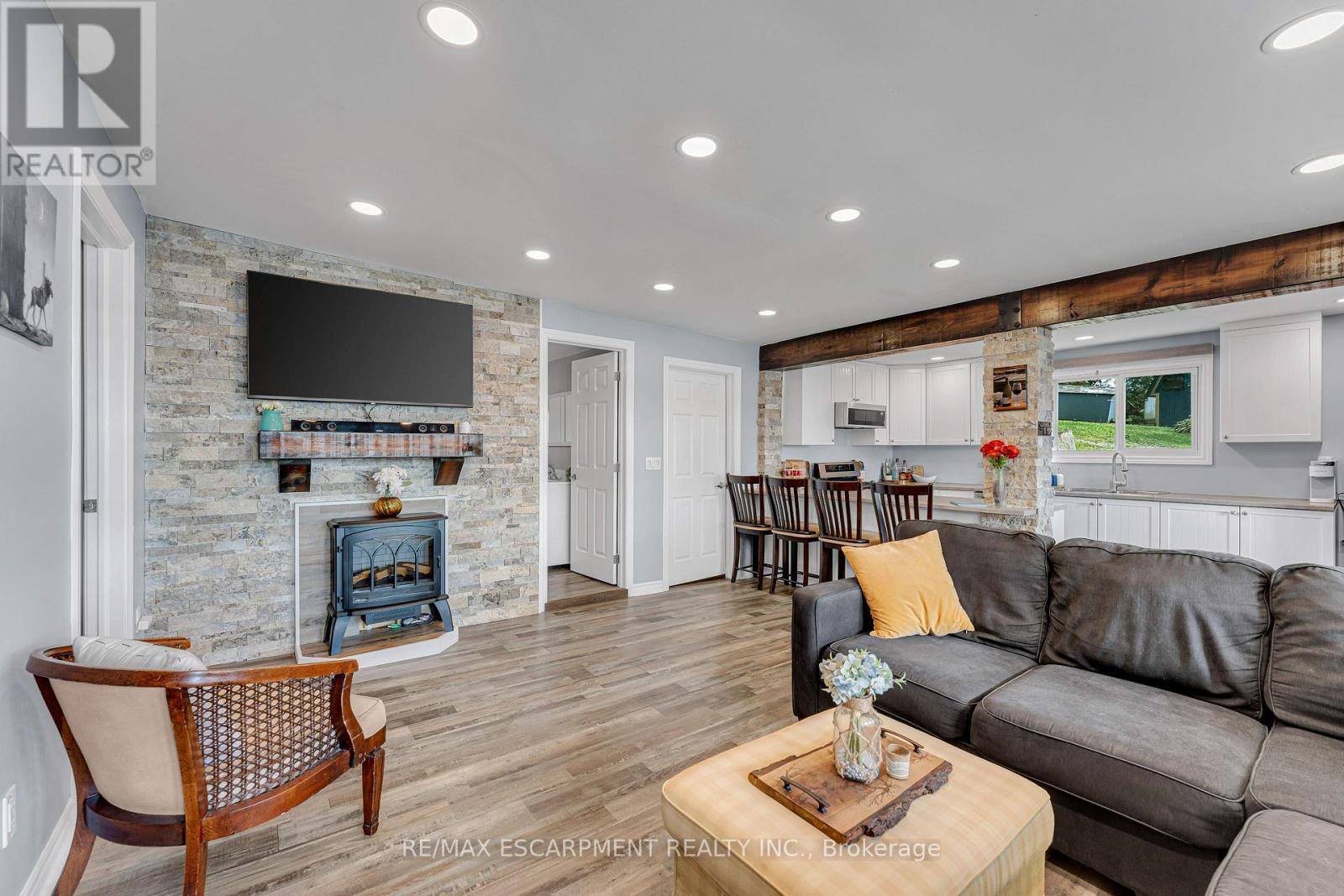 805 Cartwrights Lane, Leeds And The Thousand Islands, Ontario  K0H 2N0 - Photo 6 - X13732206