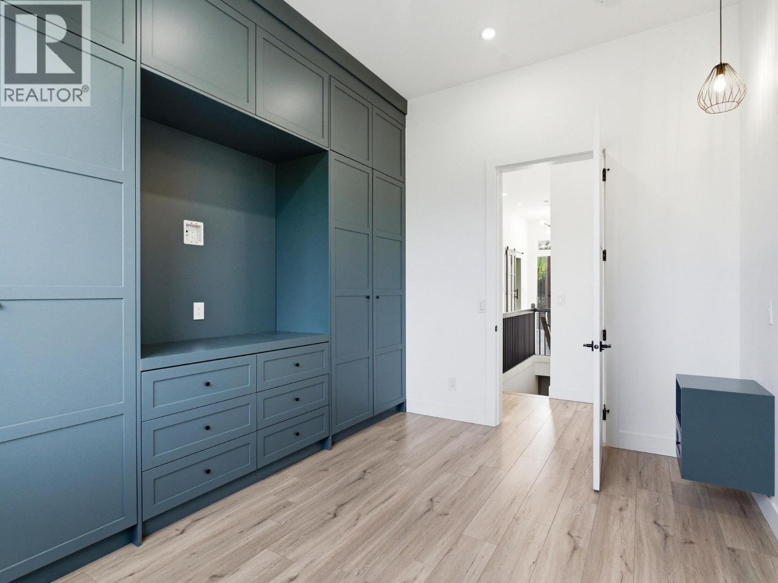 5300 Hedeman Court, Kelowna, British Columbia  V1W 5A3 - Photo 24 - 10399009