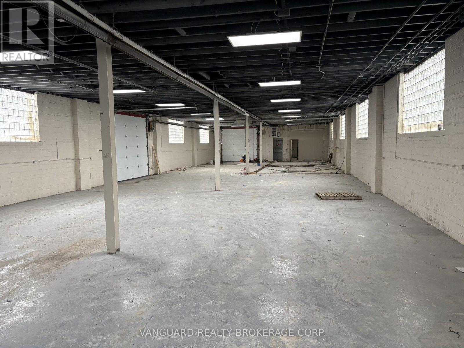 101 Rivalda Road, Toronto, Ontario  M9M 2M6 - Photo 2 - W13721568