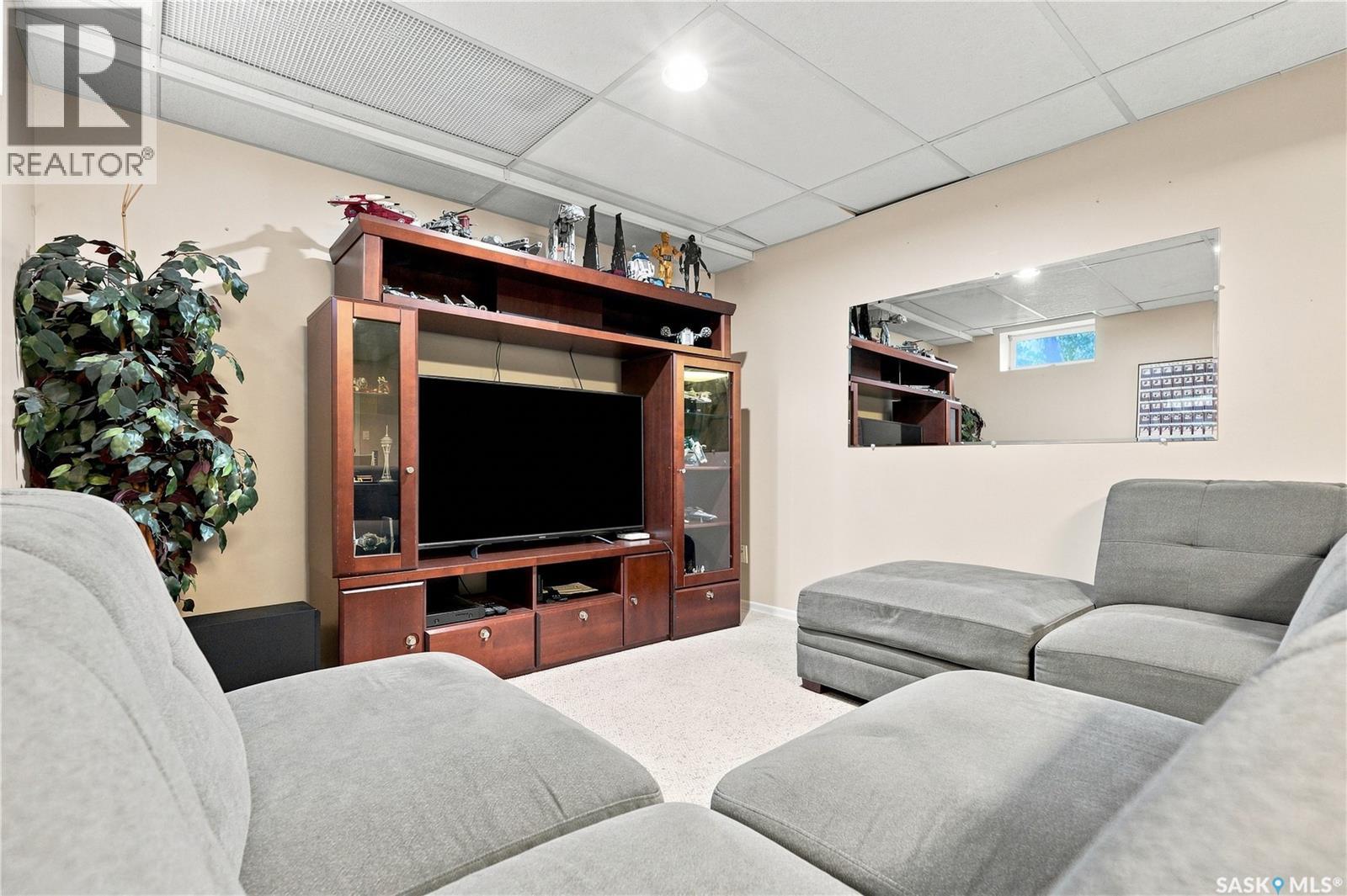 202 Zeman Court, Saskatoon, Saskatchewan  S7K 7W5 - Photo 45 - SK047022