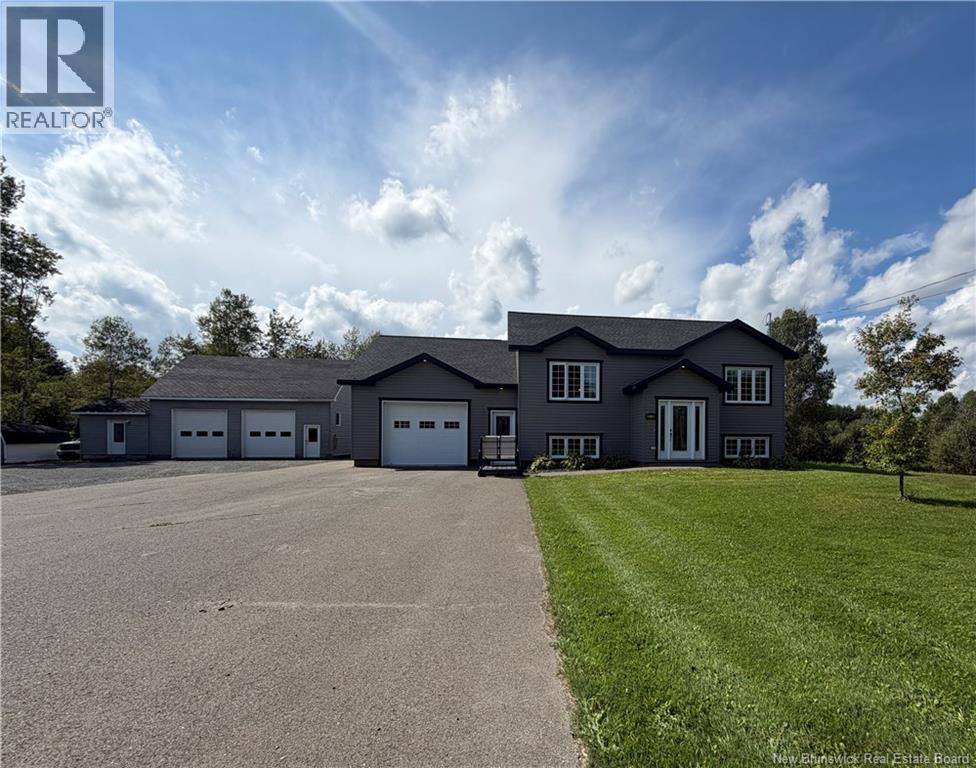 5712 Route 17, Saint-Quentin, New Brunswick