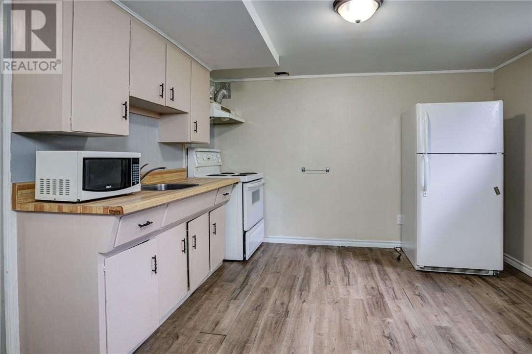 60 Charlotte, Chelmsford, Ontario  P0M 1L0 - Photo 13 - 2130108