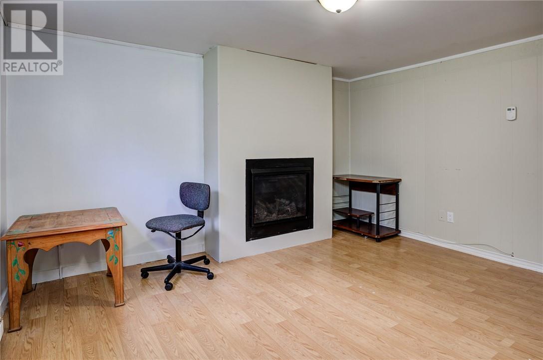 60 Charlotte, Chelmsford, Ontario  P0M 1L0 - Photo 14 - 2130108