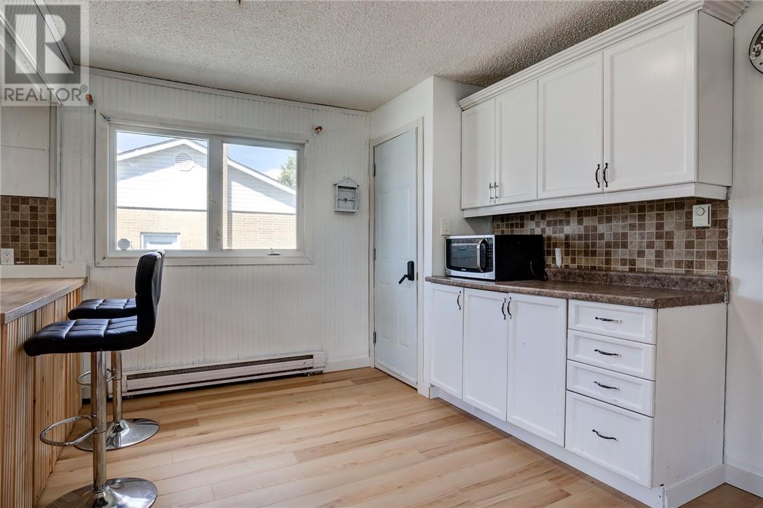 60 Charlotte, Chelmsford, Ontario  P0M 1L0 - Photo 6 - 2130108