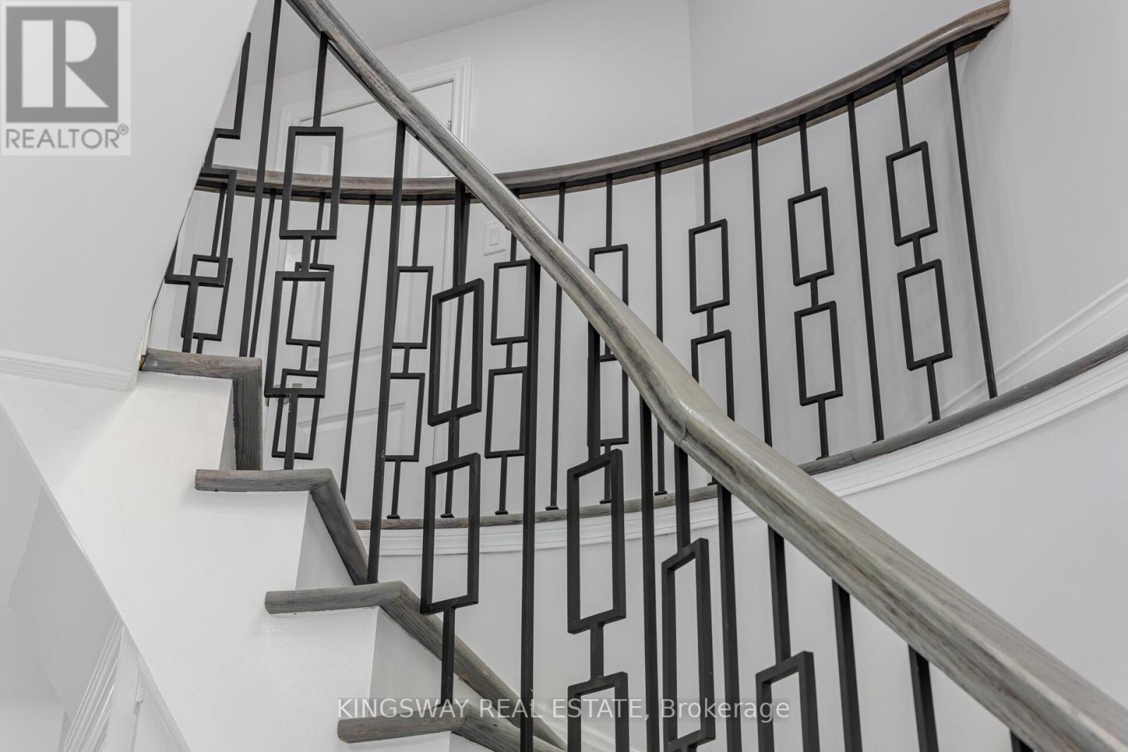 1008 Ceremonial Drive, Mississauga, Ontario  L5R 2Z7 - Photo 30 - W13154188