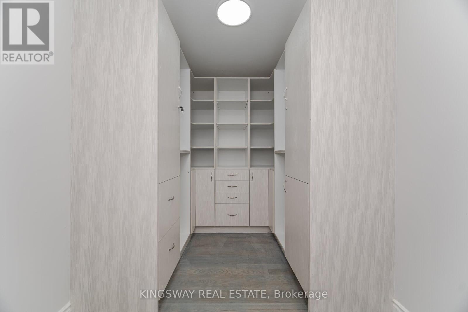 1008 Ceremonial Drive, Mississauga, Ontario  L5R 2Z7 - Photo 37 - W13154188