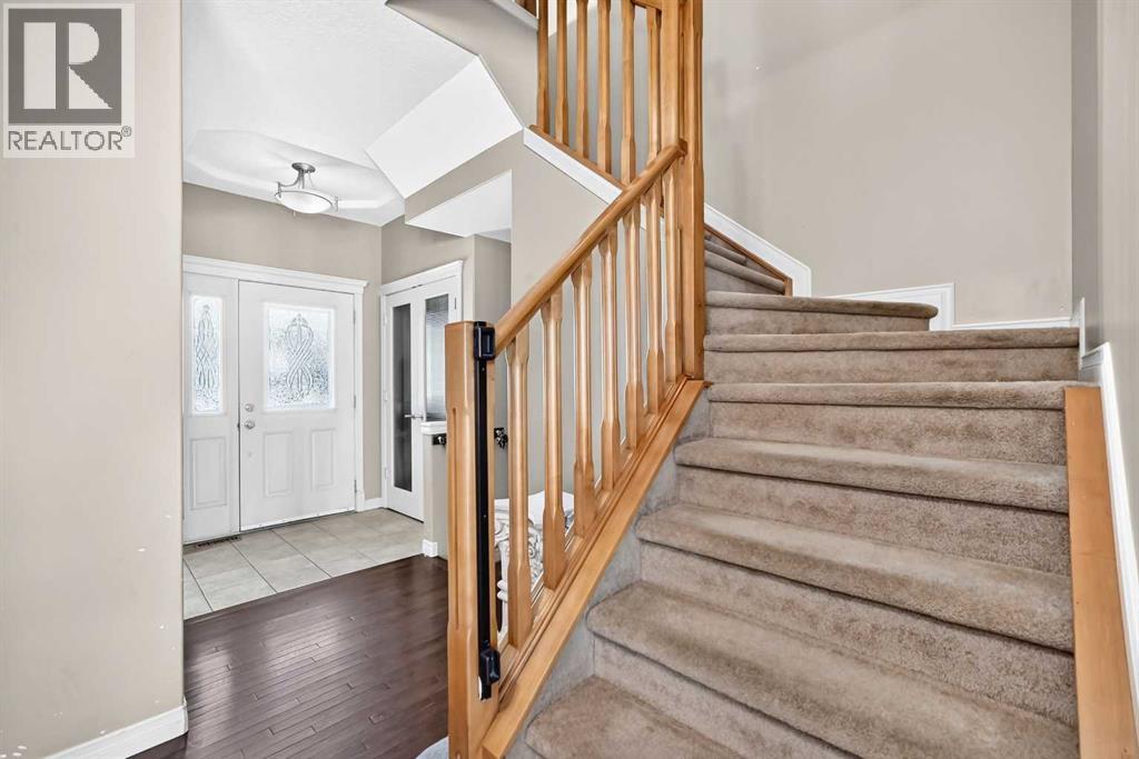 246 Crystal Green Point, Okotoks, Alberta  T1S 2K7 - Photo 16 - A2341683