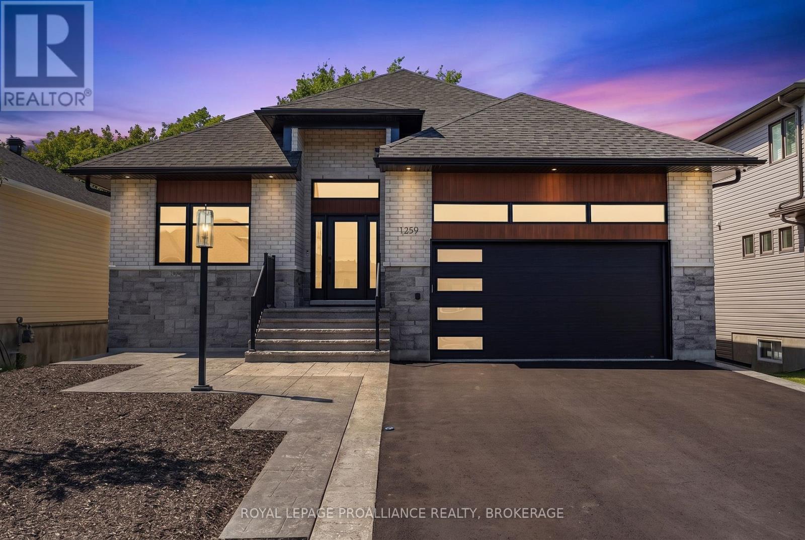 1259 CARFA CRESCENT, Kingston, Ontario