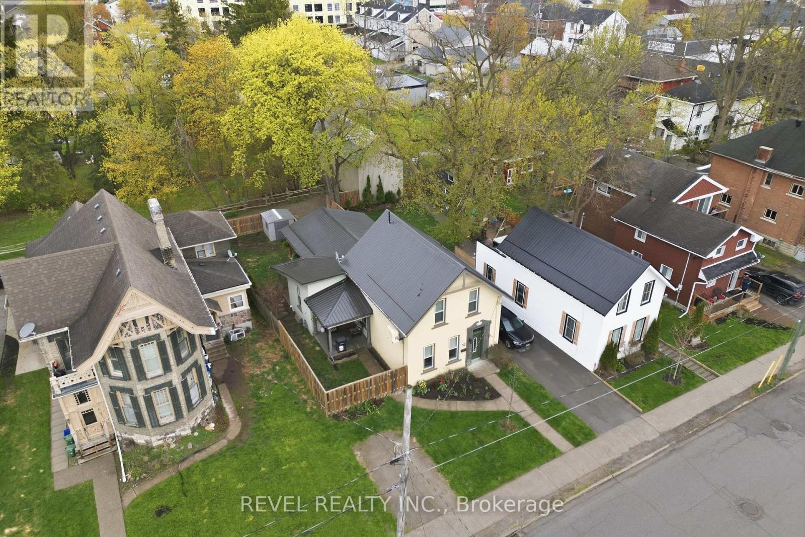 52 Cambridge Street N, Kawartha Lakes, Ontario  K9V 4C7 - Photo 35 - X13732394