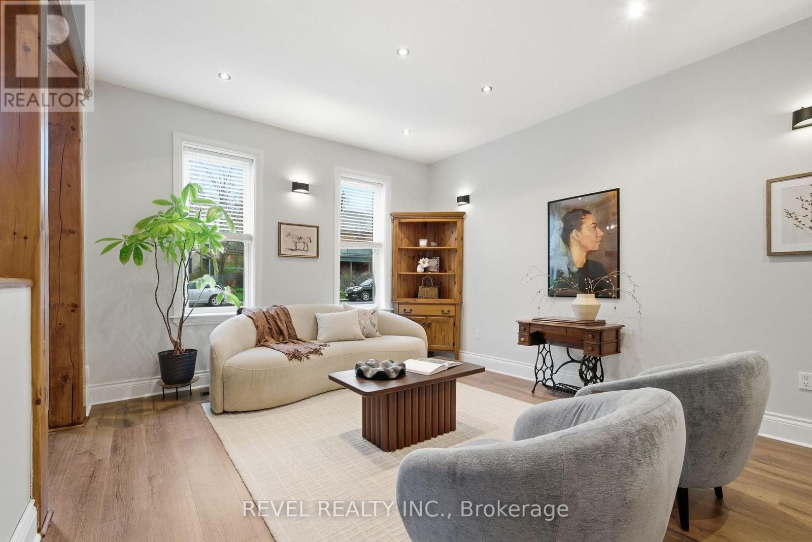 52 Cambridge Street N, Kawartha Lakes, Ontario  K9V 4C7 - Photo 4 - X13732394
