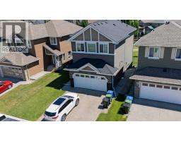 144 Everhollow Street SW, Calgary, Alberta