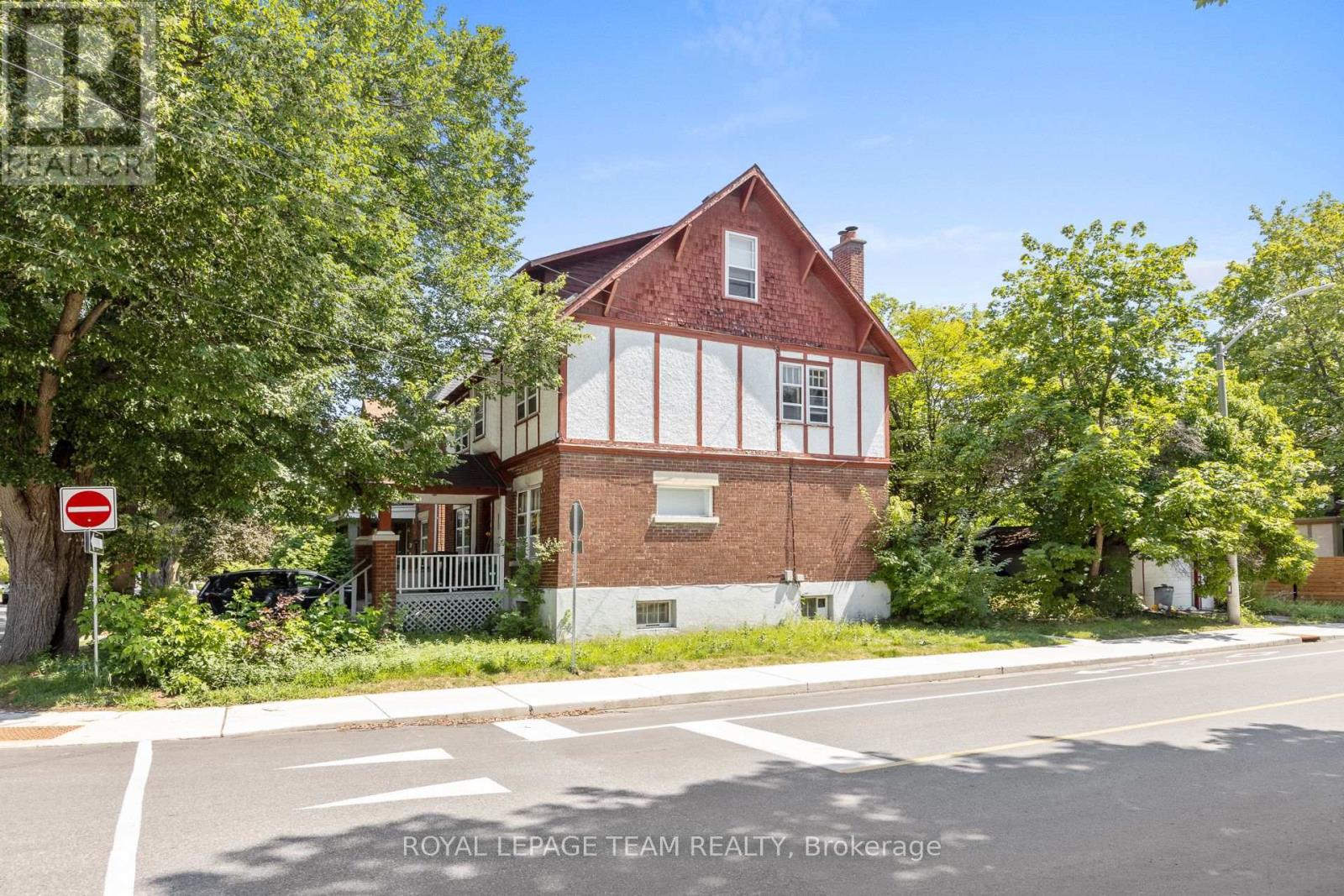 101 Grosvenor Avenue, Ottawa, Ontario  K1S 4S8 - Photo 4 - X13732550