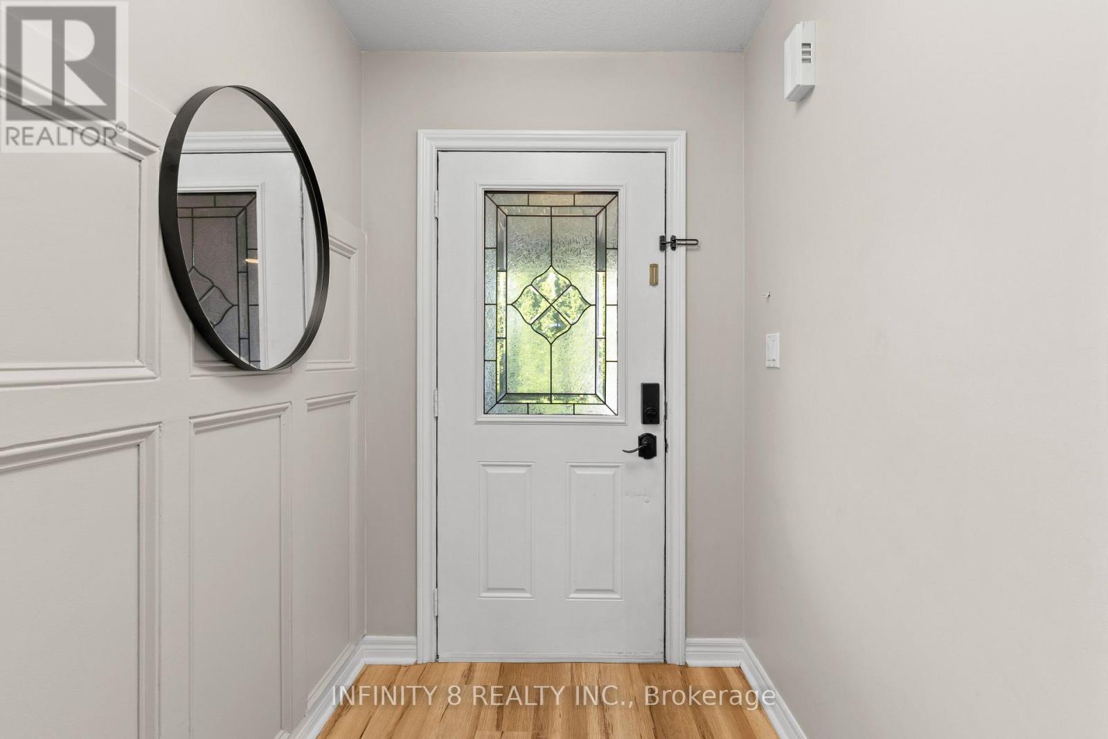 6556 Mary Drive, Niagara Falls, Ontario  L2H 0B5 - Photo 5 - X13732594