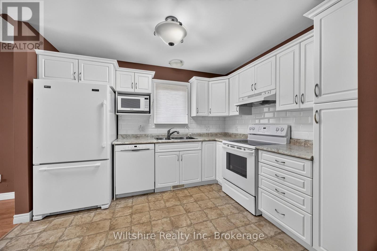33 Fairs Crescent, Tillsonburg, Ontario  N4G 5W2 - Photo 8 - X13732390