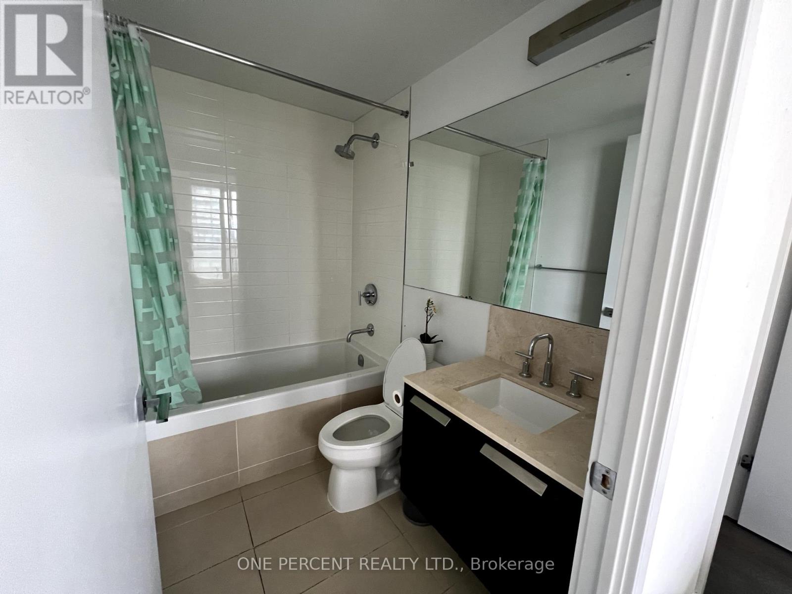2407 - 57 St Joseph Street, Toronto, Ontario  M5S 0C5 - Photo 15 - C13732452