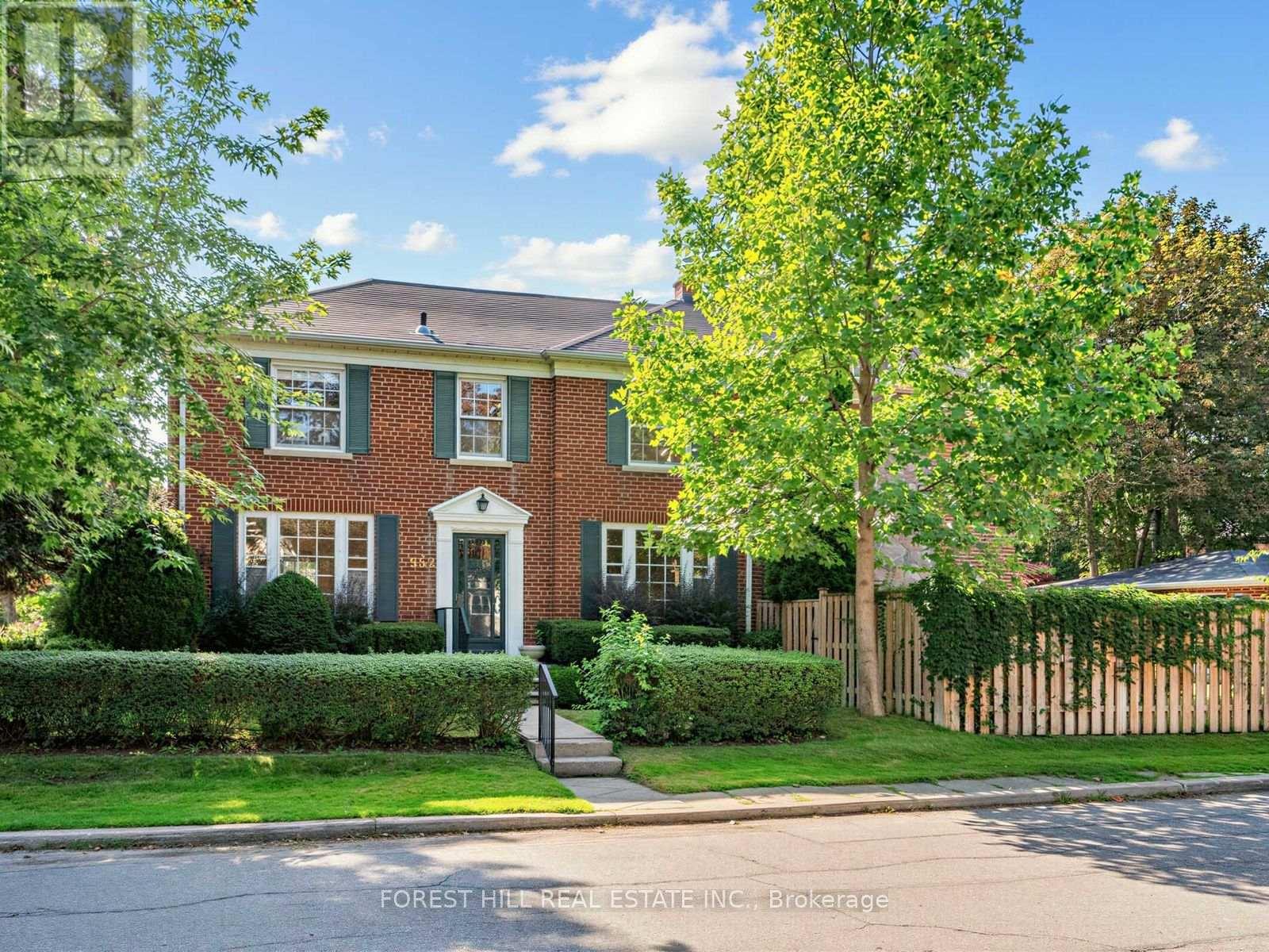552 ST CLEMENTS AVENUE, Toronto, Ontario
