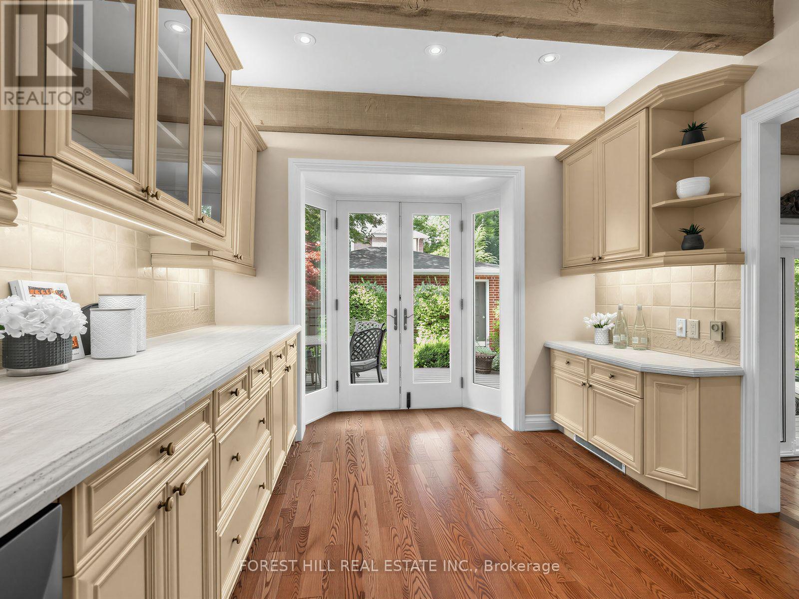 552 St Clements Avenue, Toronto, Ontario  M5N 1M6 - Photo 15 - C13732454