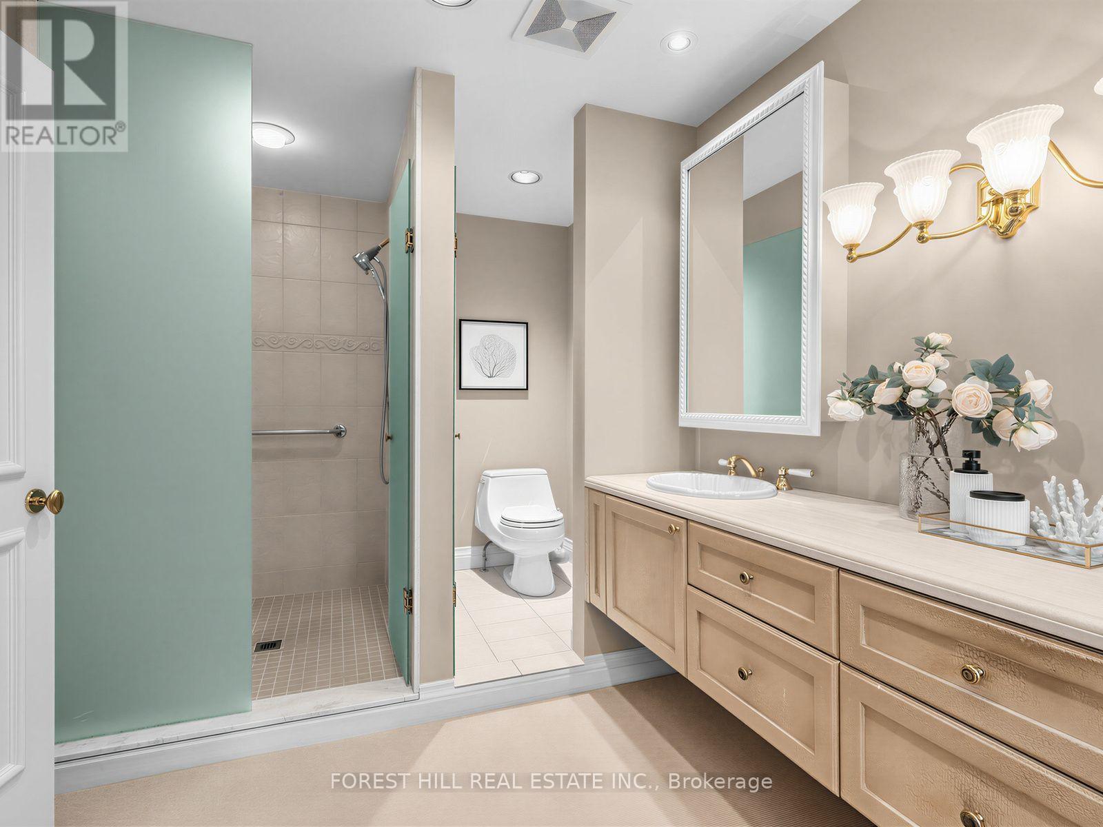 552 St Clements Avenue, Toronto, Ontario  M5N 1M6 - Photo 26 - C13732454
