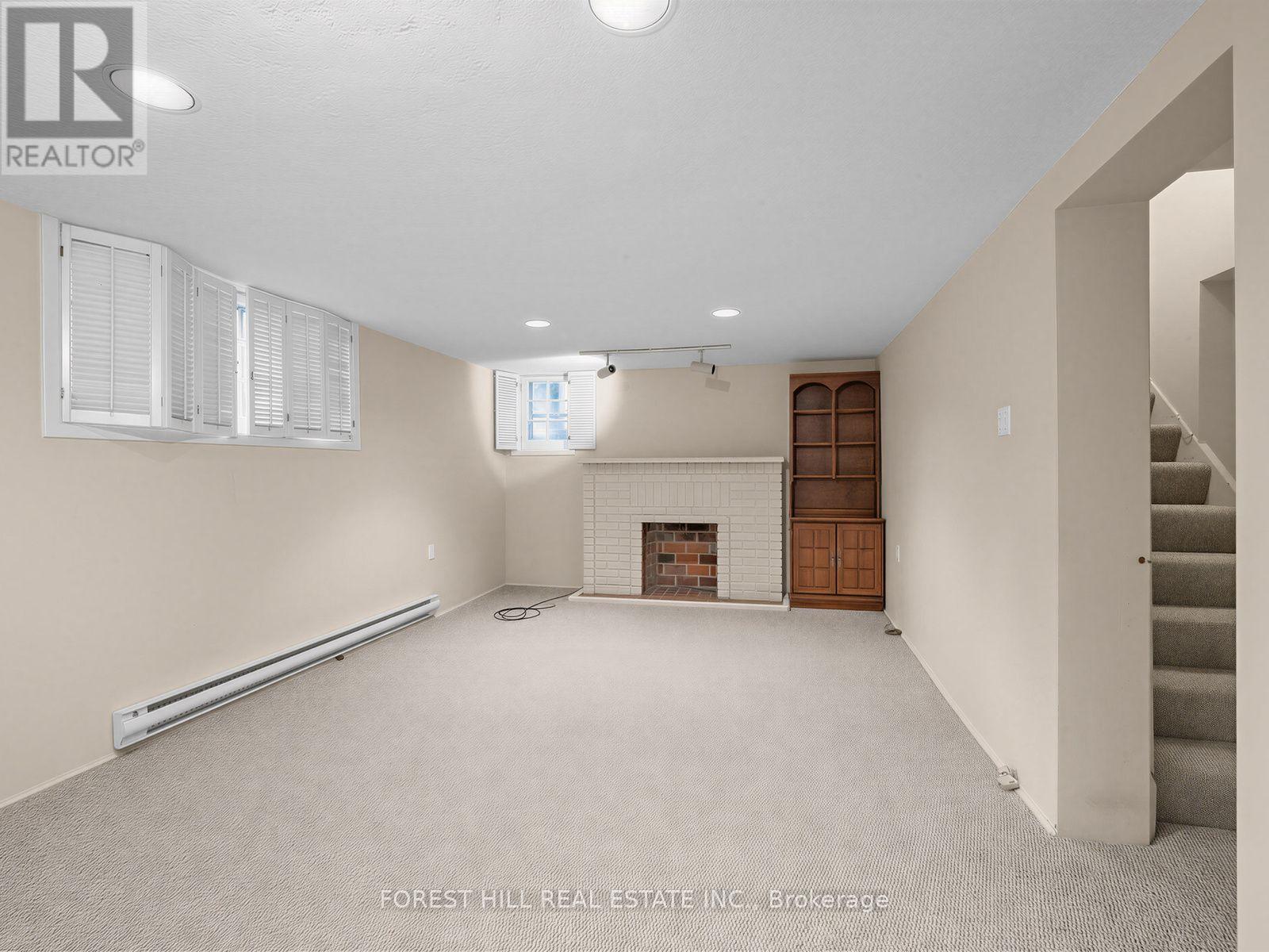 552 St Clements Avenue, Toronto, Ontario  M5N 1M6 - Photo 33 - C13732454