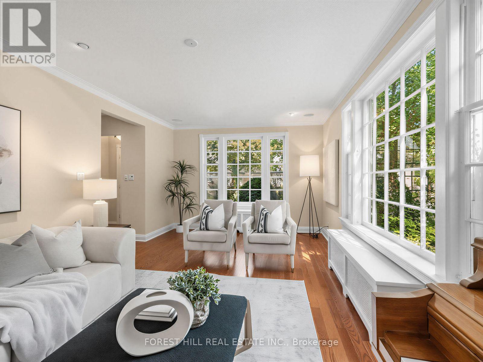 552 St Clements Avenue, Toronto, Ontario  M5N 1M6 - Photo 7 - C13732454