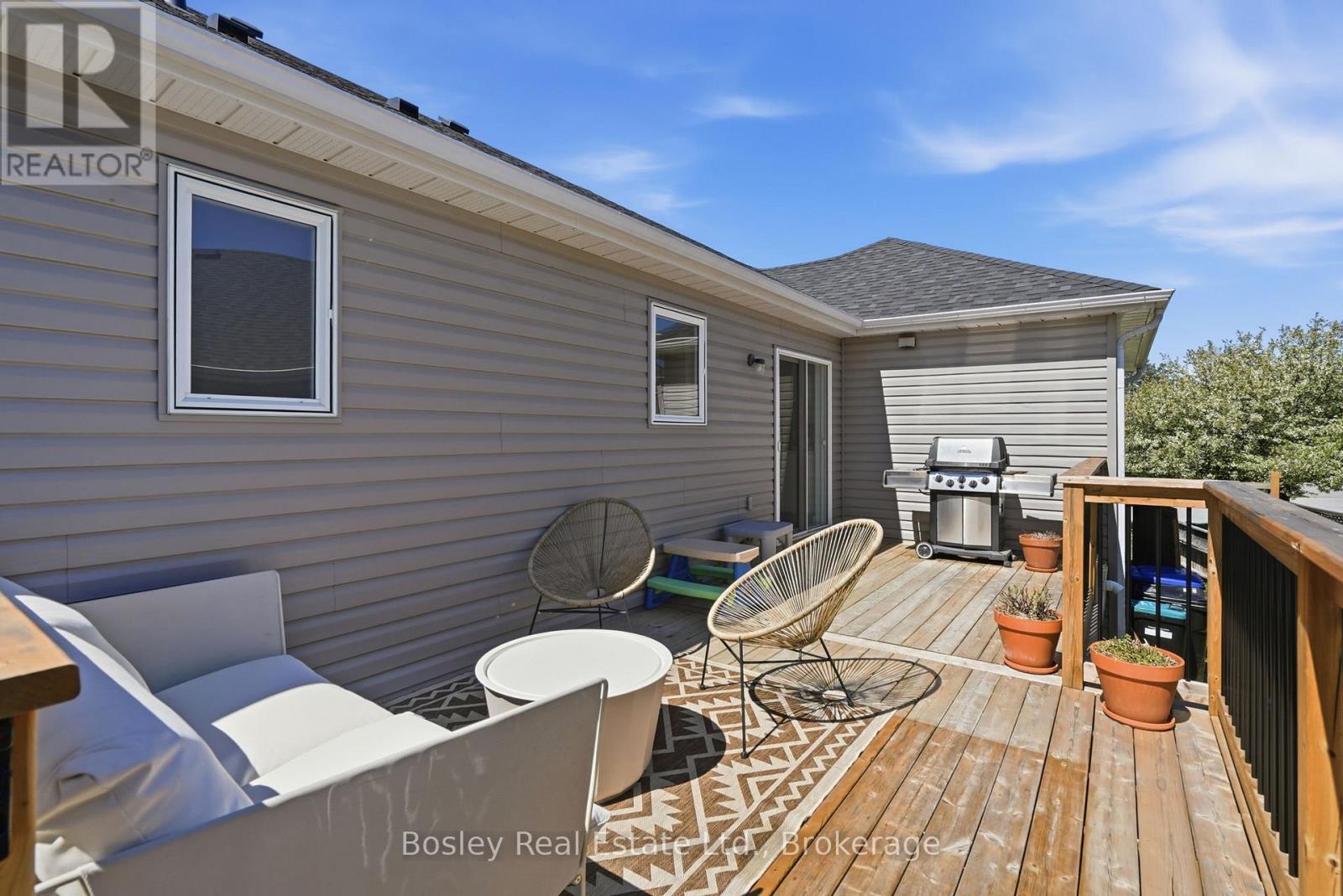 208 Lamont Court, Clearview (Stayner), Ontario  L0M 1S0 - Photo 28 - S13732348