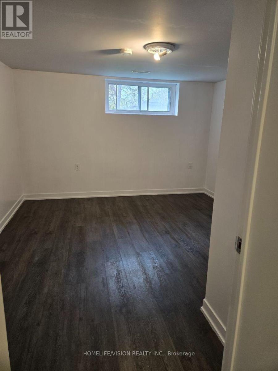 Bsmt - 61 Lewiston Road, Toronto, Ontario  M1P 1X8 - Photo 12 - E13732472