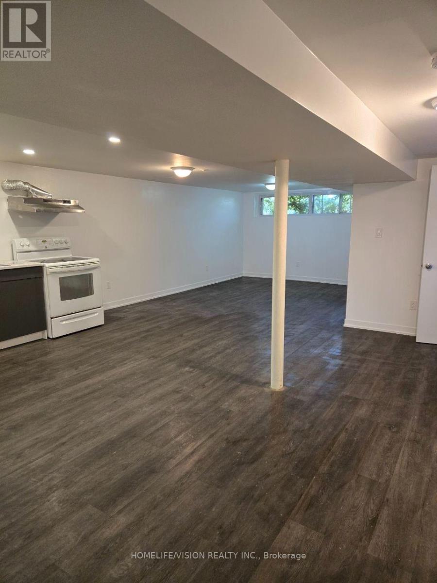 Bsmt - 61 Lewiston Road, Toronto, Ontario  M1P 1X8 - Photo 15 - E13732472