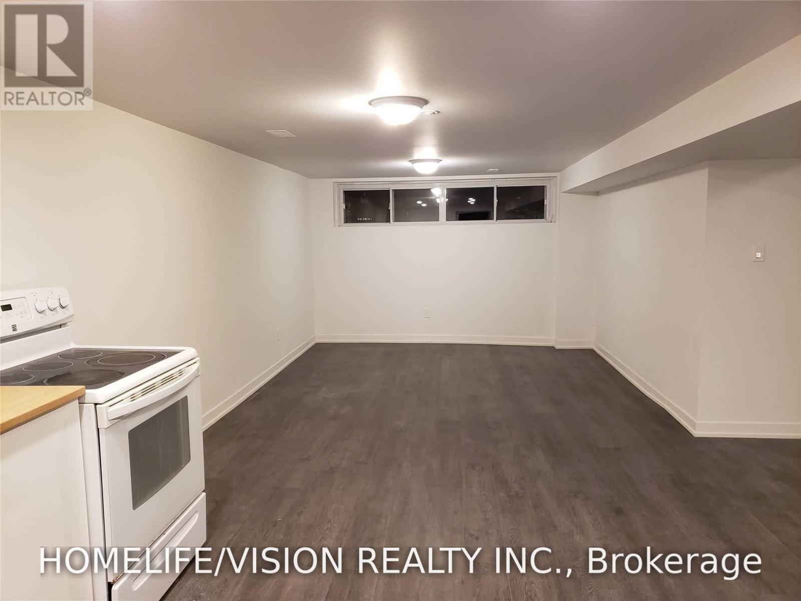 Bsmt - 61 Lewiston Road, Toronto, Ontario  M1P 1X8 - Photo 3 - E13732472