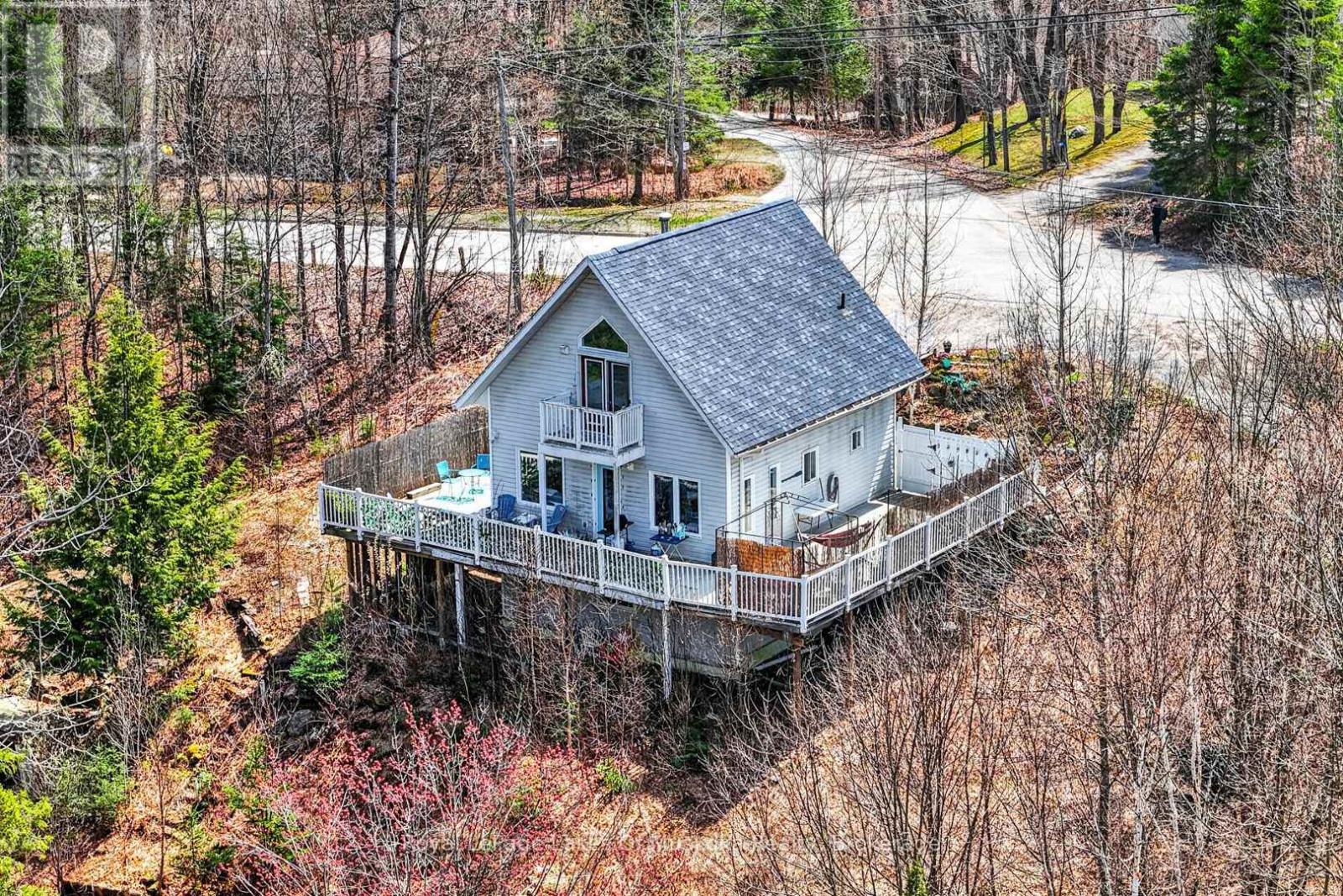 1616 SKYLINE DRIVE, Huntsville, Ontario