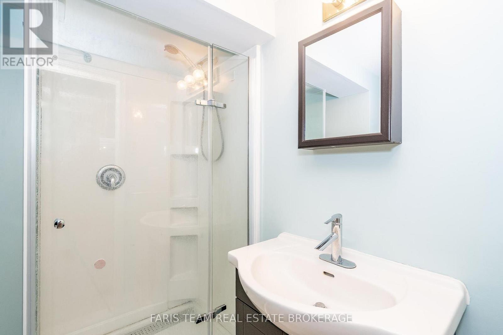 24 Laurie Crescent, Barrie, Ontario  L4M 6C7 - Photo 26 - S13730726